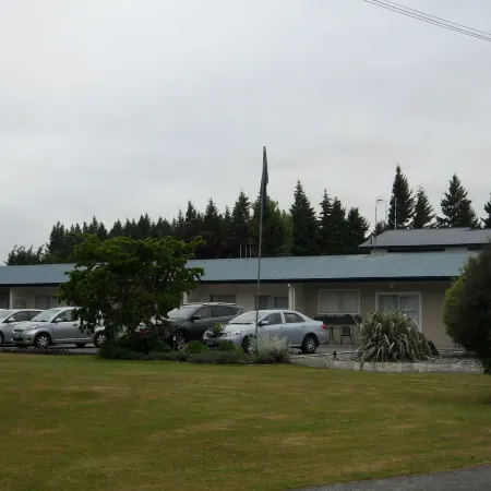 Aden Motel