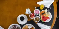 Trade Hotel - breakfast