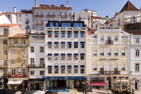 CBR精品飯店 - 孔布拉