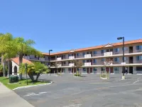 Pleasant Inn Hotels near Green Flash Brewery