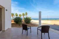 Villa Seashore One Large Private Pool Walk to Beach Sea Views A C Wifi - 3150