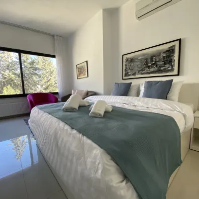 Lemon Tree Residence Отели рядом с достопримечательностью «Мечеть короля Абдуллы I»
