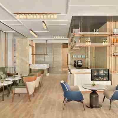 Navi Mumbai Marriott Hotel Dining/Meeting Rooms