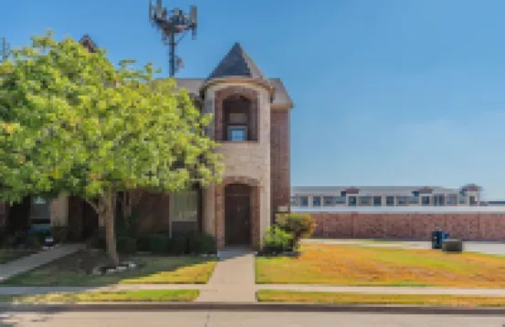 The Castle! by the Lake with Pool & Balcony West Plano