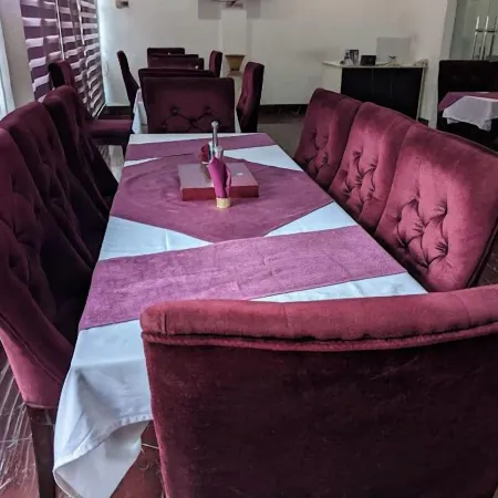 Ugwis Hotel and Suites