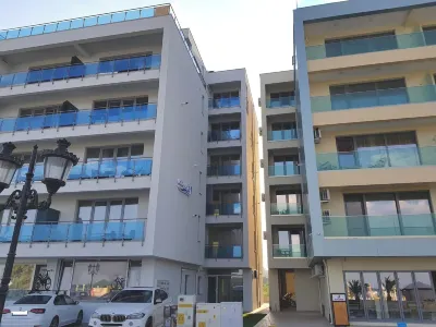 Wave 1 Promenada Apartments Hotel di 