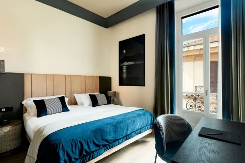 Amadomus Luxury Suites Hotels in Neapel