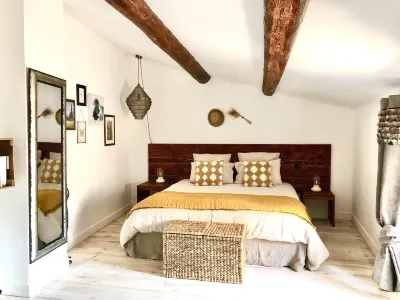 L'Autre Maison Hotel a Brouzet-les-Ales