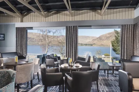 The Caledonian Hotel Отели в г. Onich