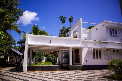 Seclude by the Lake, Alleppey Hotels in Muhamma