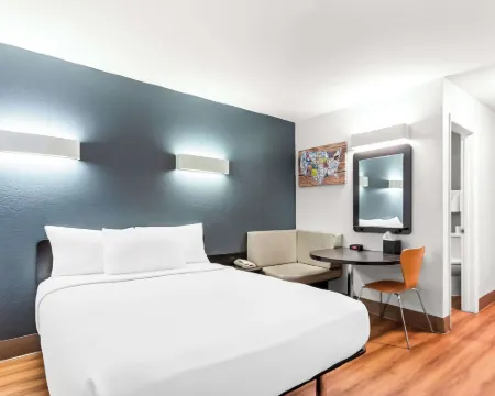 Econo Lodge Hotels in Idaho Falls