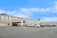 Sleep Inn & Suites Conference Center and Water Park Hotels near Scandinavian Heritage Park