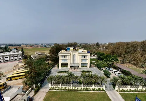 Pinaka Hotels & Resorts