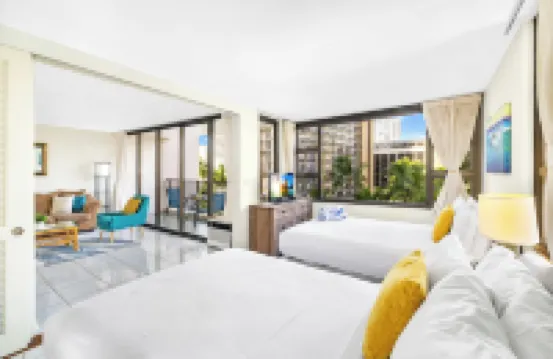 Remodeled 1Br Near Waikiki Beach with Free Parking!