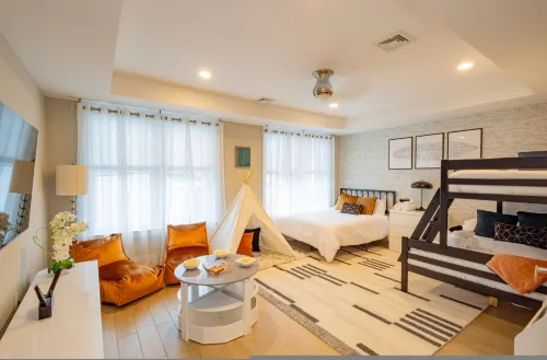 Spacious 6Br Beach Home with Elevator Decks - Ideal for Family Holidays Winter Escapes