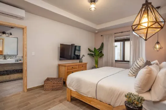 Casa Pandurata Luxury Apartments in Centro, San Miguel de Allende Hotels in 