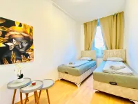 Rooms in Cozy 4BR Shared Apt Central Hotels in Vosendorf
