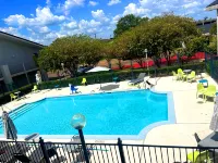 Sulphur Extended Stay - Rooftop Pools