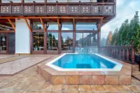 Aurelius Imparatul Romanilor - Hot Tub