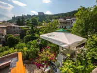 Bed and Breakfast Kotoni Hotels in Gjirokaster