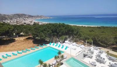 Exceptional Luxury Villa A Masterpiece of Elegance and Comfort Hotels near EPI de FARFAF plage
