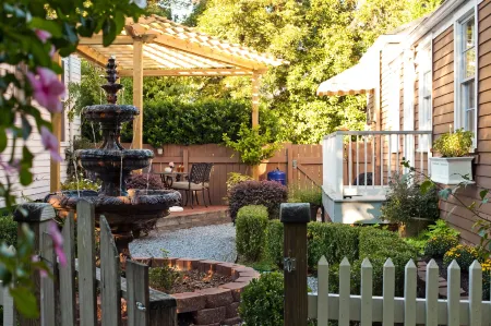 Devereaux Shields House Отели в г. Натчез