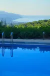 Παραδοσιακός Ξενώνας Ελιά - Pools
