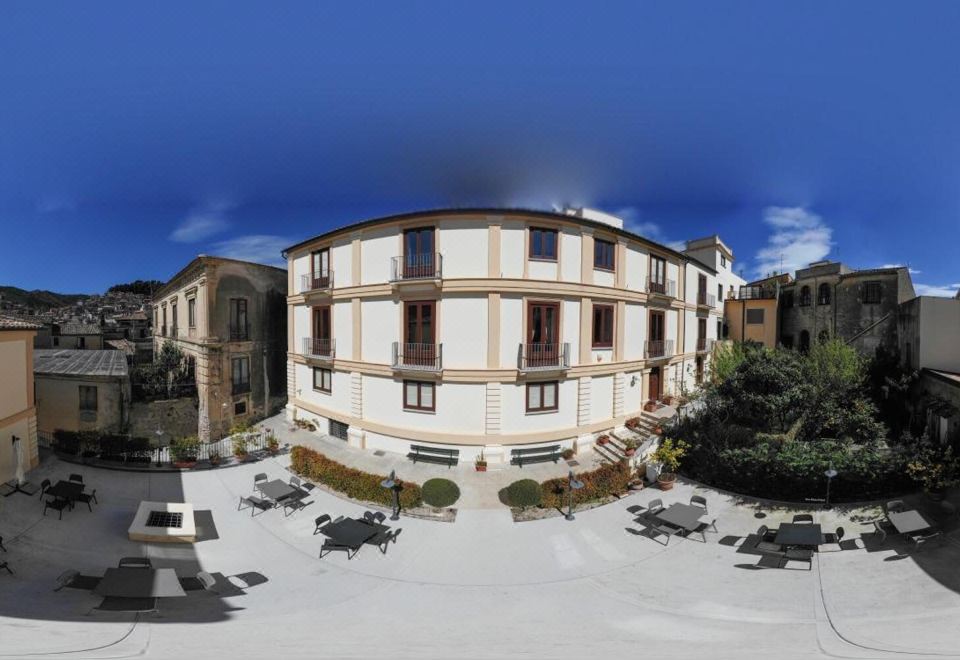 hotel overview picture