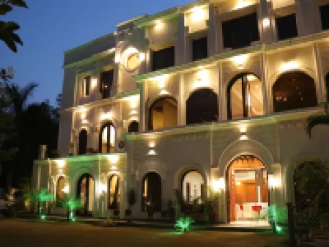 Kings Retreat Hotels in Patiala