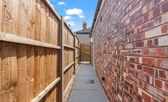 City Centre House with EV Parking