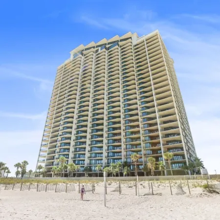 New Listing Phoenix West 2102 Beachfront Bliss With Lazy River and Beach Views
