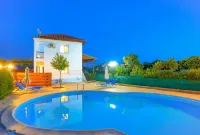 Villa Arsinoe Finiki - Villas