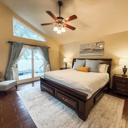 Quaint, Cozy, Lakefront Haven w/ Lily Pad, Kayaks, Firepit, and Wrap Around Deck