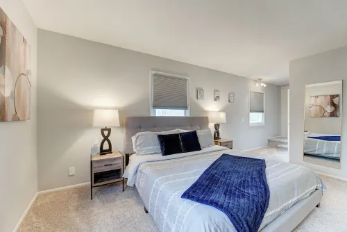 Comfortable 3 Bedroom with King bed in Waukesha
