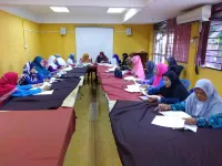 Kamila Teluk Senangin - Motels