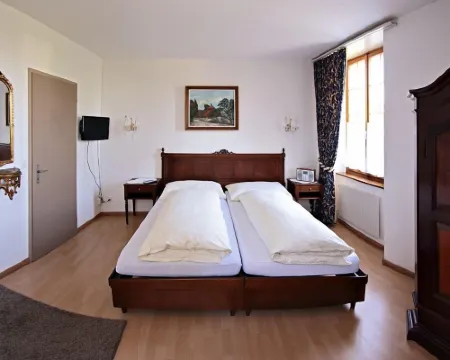 Gasthof National Hotels in Lebern District