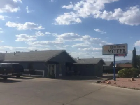 Little Daisy Motel Hotels in Cottonwood