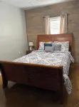 Bison Hall 2, no cleaning fee, 1 block from Harding Hotels near Heritage Inn