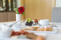 가르니 스코르넥 - 조식 운영
