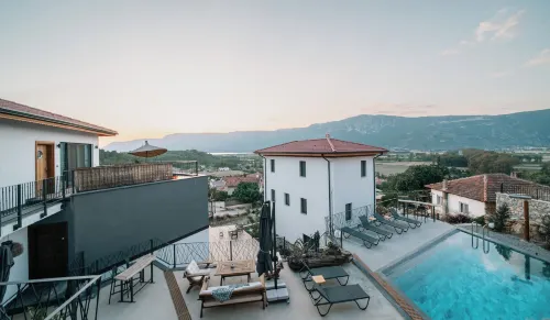 Kikonia Art & Suites