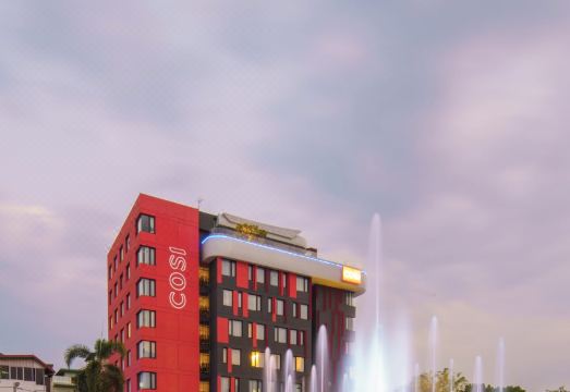 코시 비엔티안 남 푸 수영장