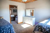 제브라 랜치의 3베드룸 러스틱 리트리트 홈