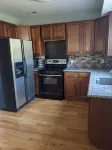 Gorgeous 2br/2ba townhome on Lake Hartwell with shared dock privileges