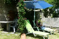 A quiet and comfortable house in a burgundy's medieval village