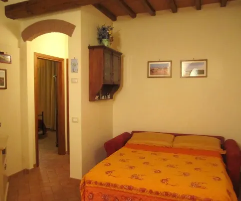 BLUE APARTMENT - Farmhouse whit Pool, Air conditioned, in the heart of Tuscany