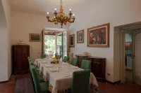 1800 Tuscan villa - walking distance from a pretty village Hotel a Bagni di Lucca