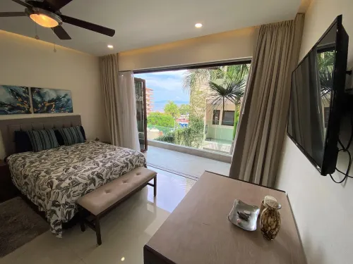 NAYRY LIFE & SPA 306