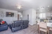 Quiet 2 Bedroom Apartment near Berkeley/Emeryville Boarders