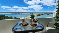Bayfront  apartment with Breathtaking views.   1 bdr w/ balcony . Free Parking