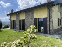 Villa Cavalieri in Vedriano with a panoramic view of the Reggio Emilia hills Hotel in zona Collina Reggiana - Terre di Matilde